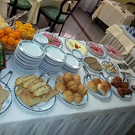 Ipanema تاورمينا