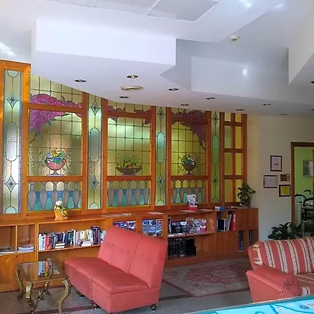 فندق Ipanema تاورمينا