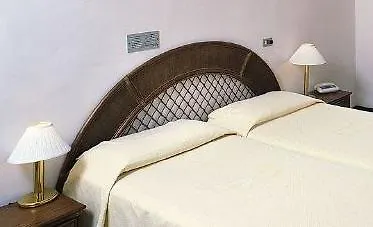 伊帕内玛酒店 酒店 陶尔米纳