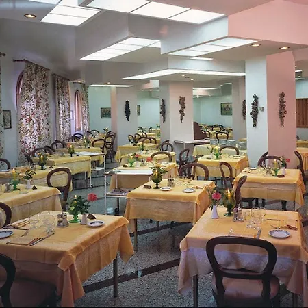 Ξενοδοχείο Ipanema 4*